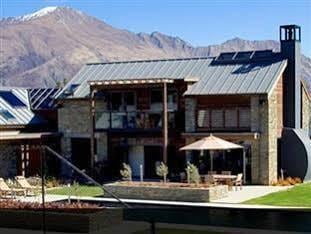 Tin Tub Luxury Lodge
