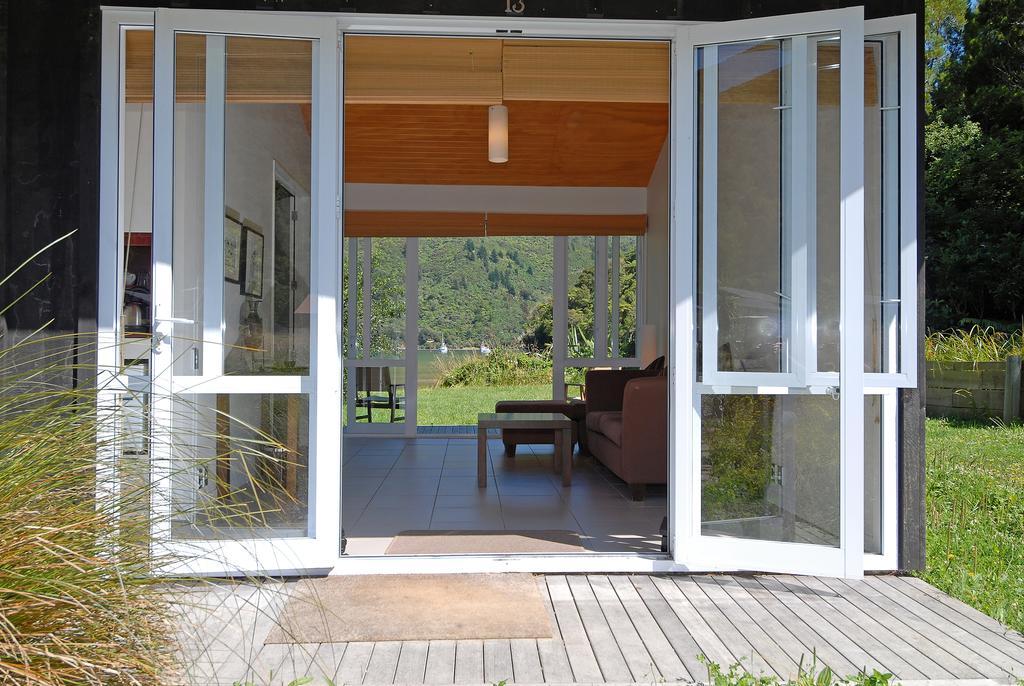 Furneaux Lodge