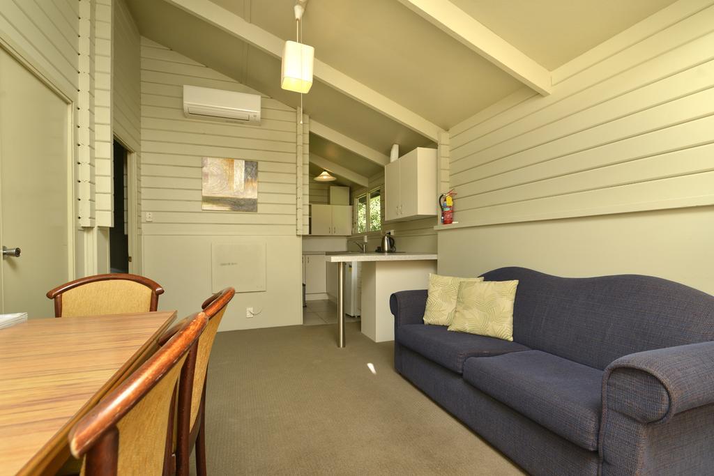 Furneaux Lodge