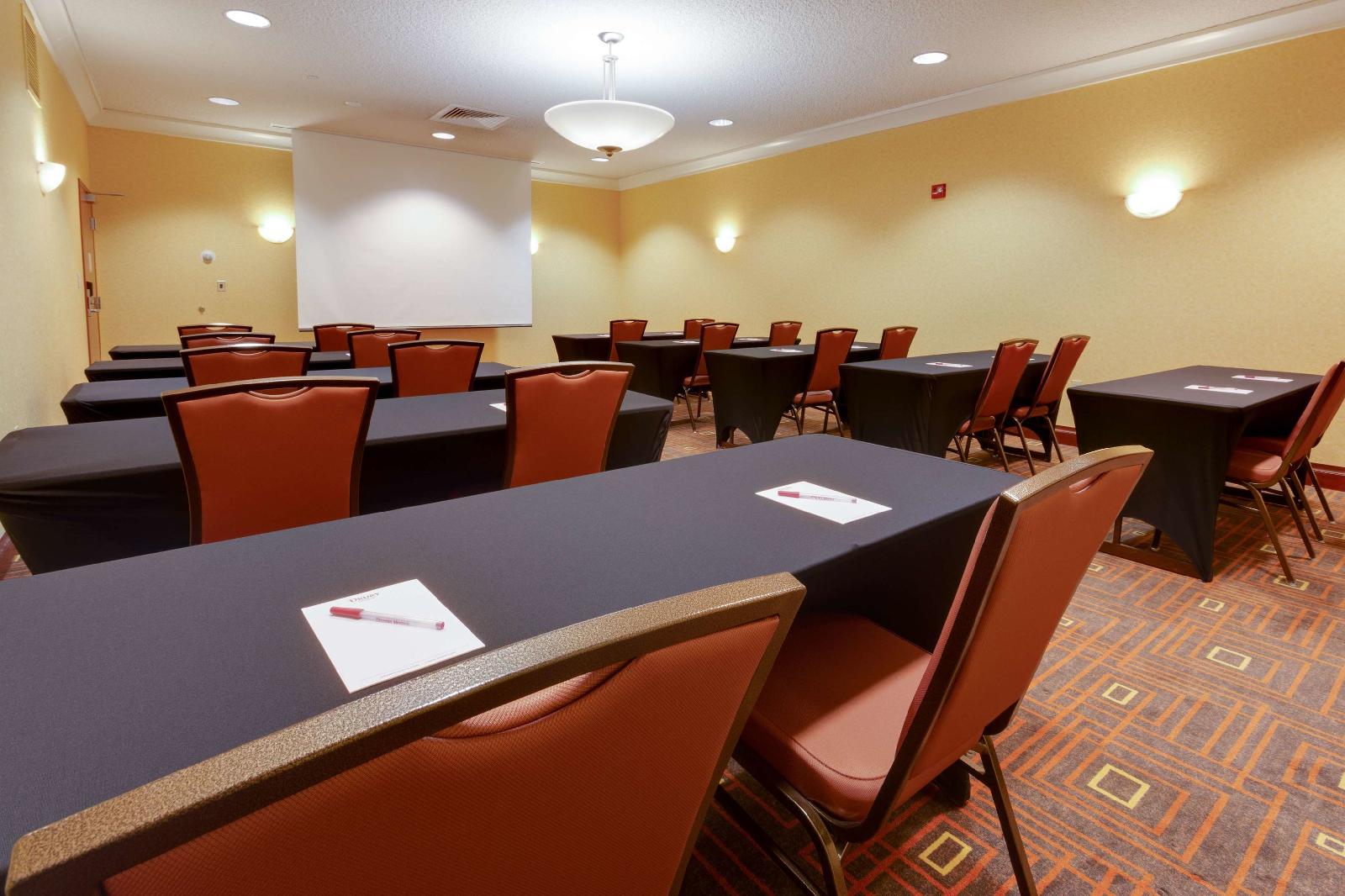Drury Inn & Suites St. Louis Forest Park