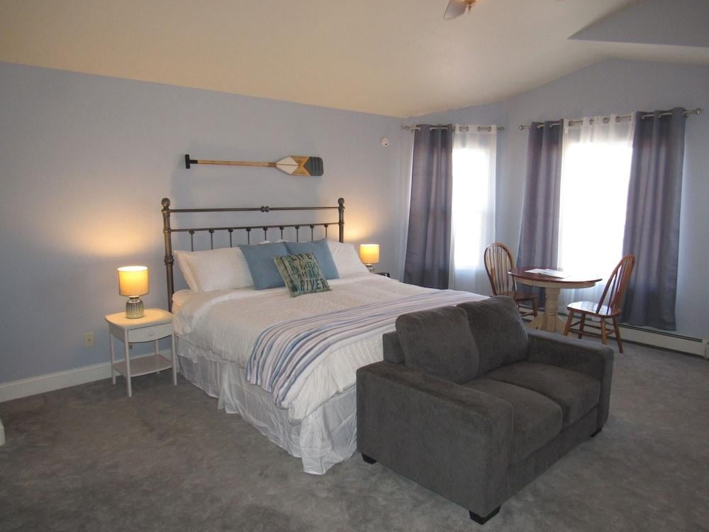 Castle Creek B&B