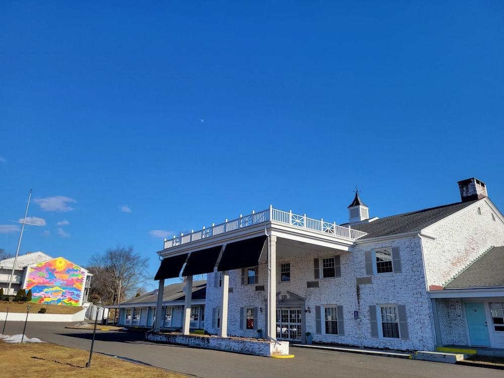 The Fairfield Circle Inn