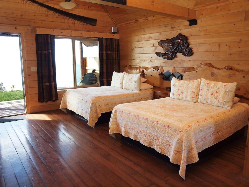 Alaskan Suites