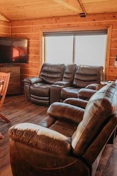 Alaskan Suites