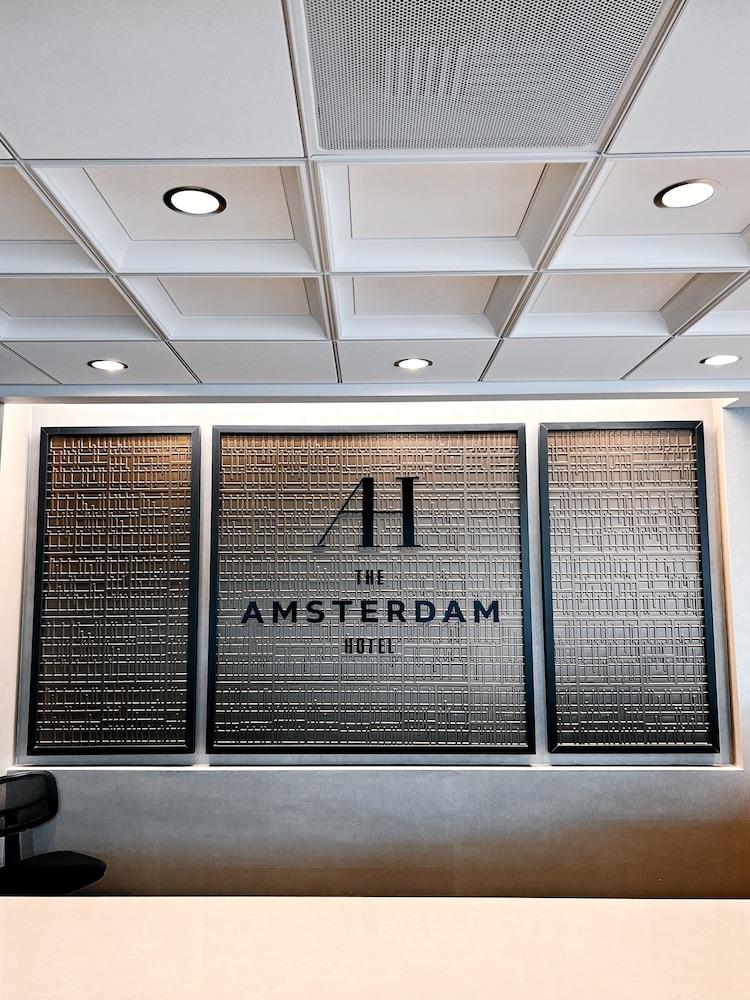 Royal Amsterdam Hotel