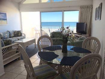 Coconuts Beach Resort