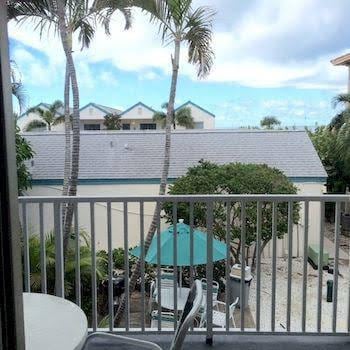 Coconuts Beach Resort