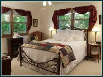 Bowman's Oak Hill Bed and Breakfast