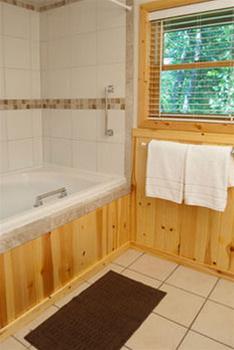 Bowman's Oak Hill Bed and Breakfast