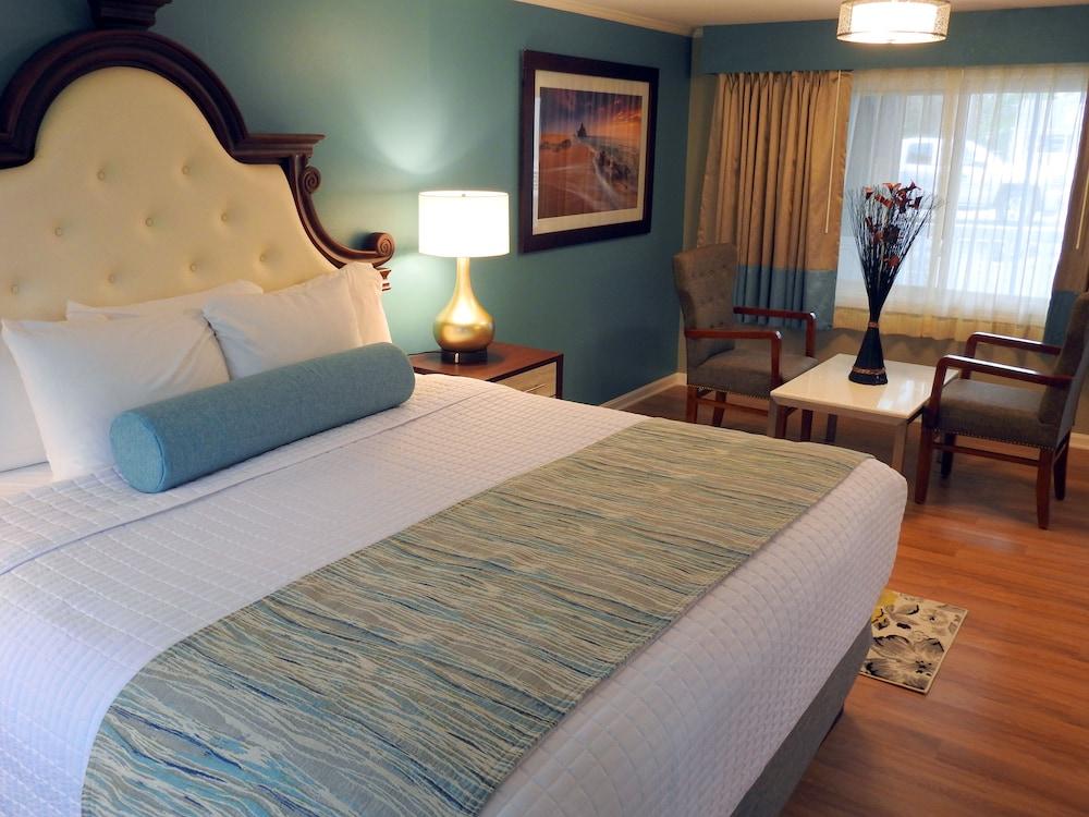 SeaCoast Inn
