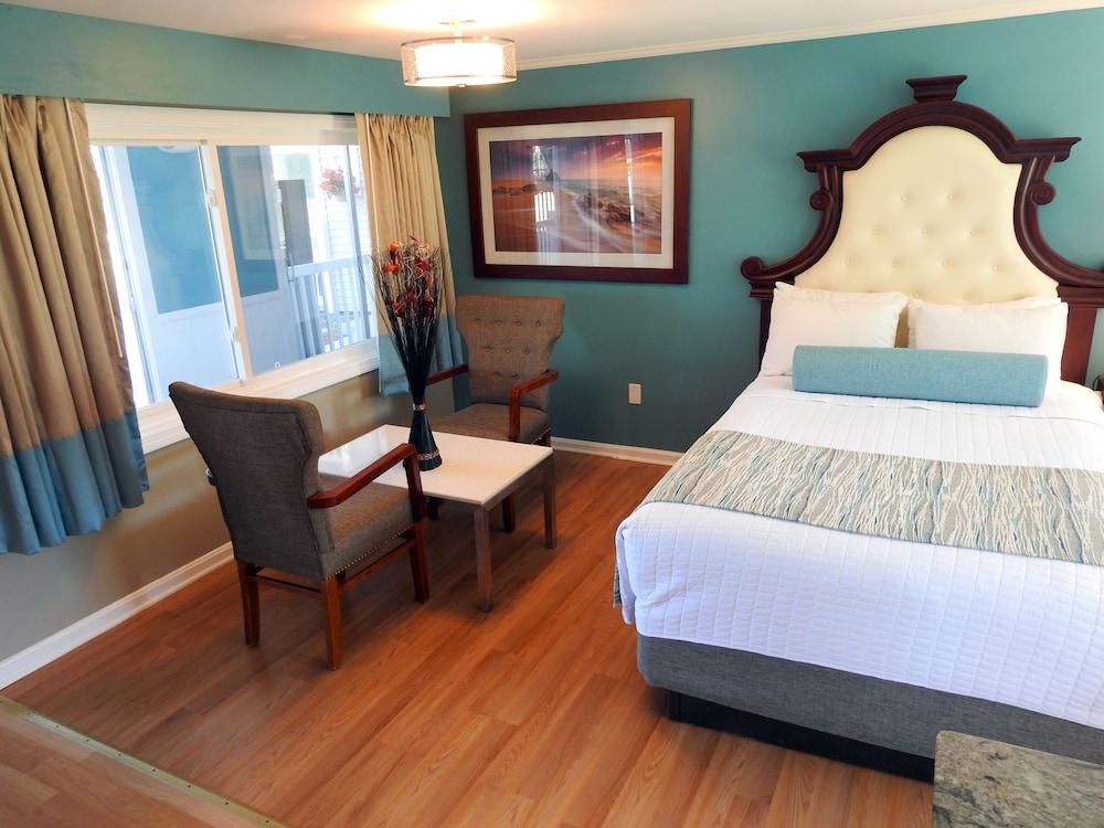 SeaCoast Inn