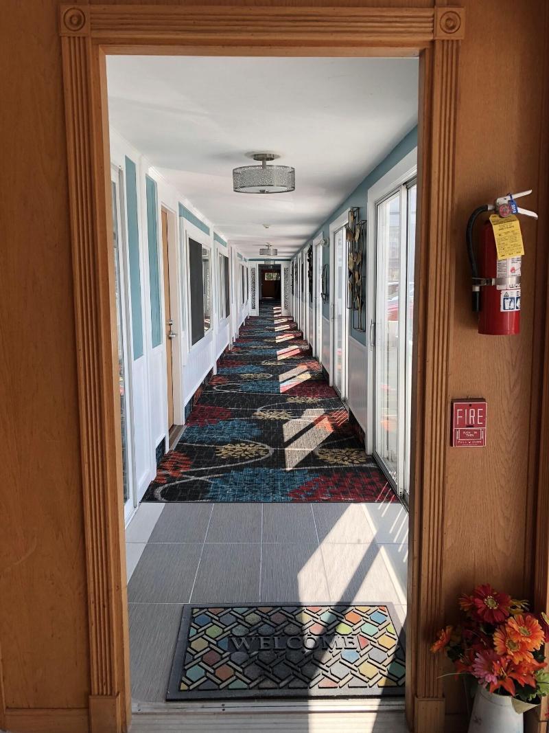 SeaCoast Inn