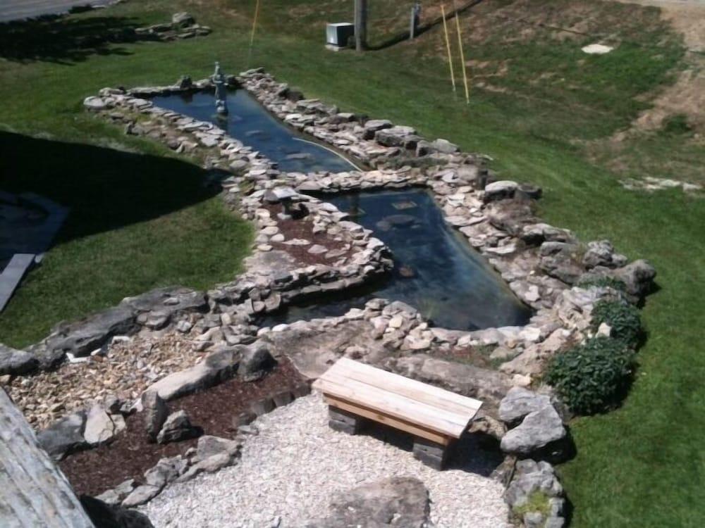 Quail's Nest Inn & Suites