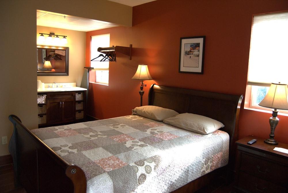 Victory Station Hotel