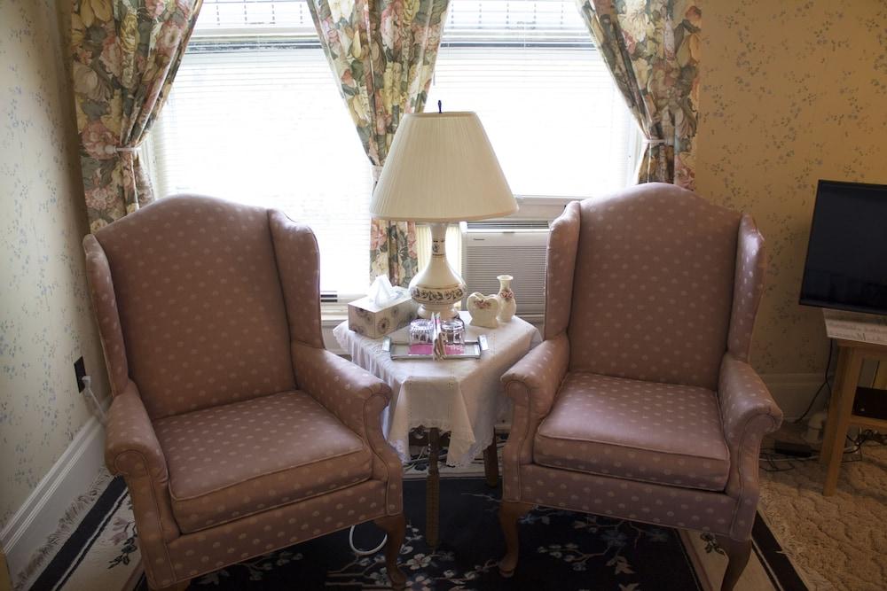 Saravilla Bed and Breakfast