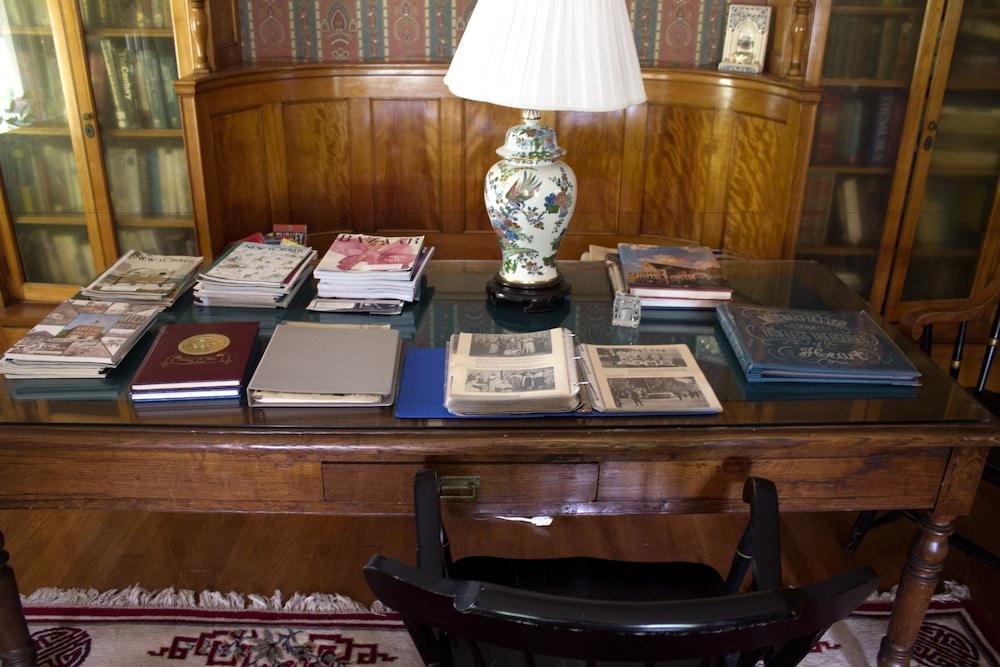 Saravilla Bed and Breakfast