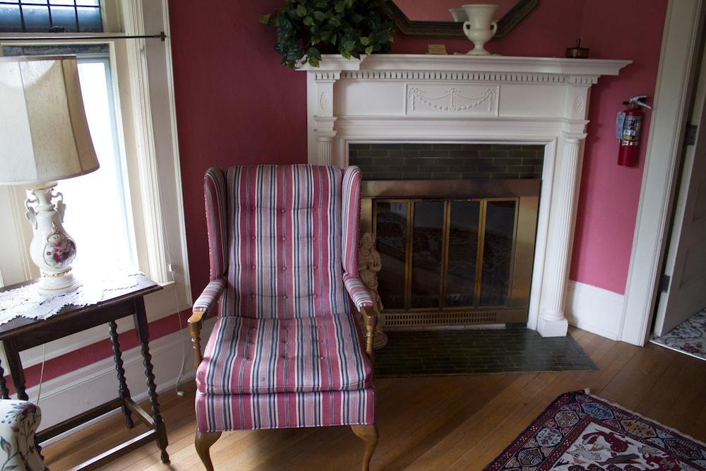 Saravilla Bed and Breakfast