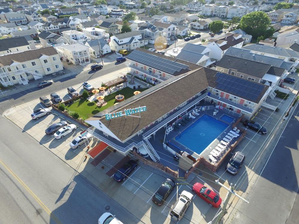 Blue Water Motel