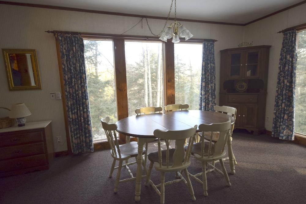 Stowe Cabins in the Woods