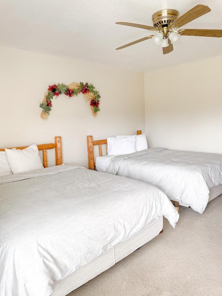 Bryce Canyon Livery Bed & Breakfast