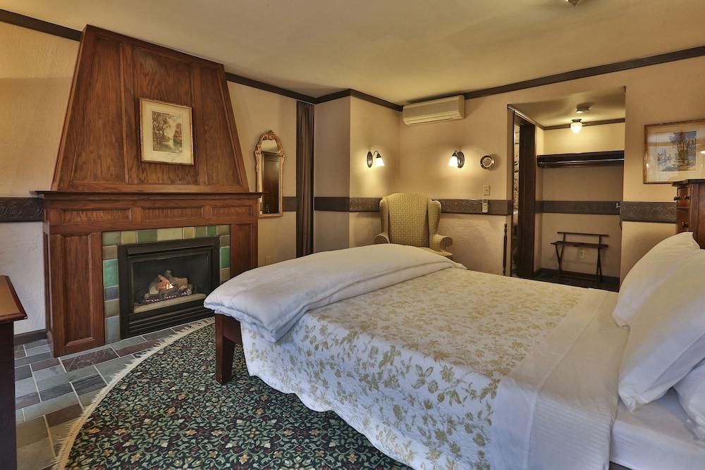 Stone Chalet Bed and Breakfast Inn and Event Center