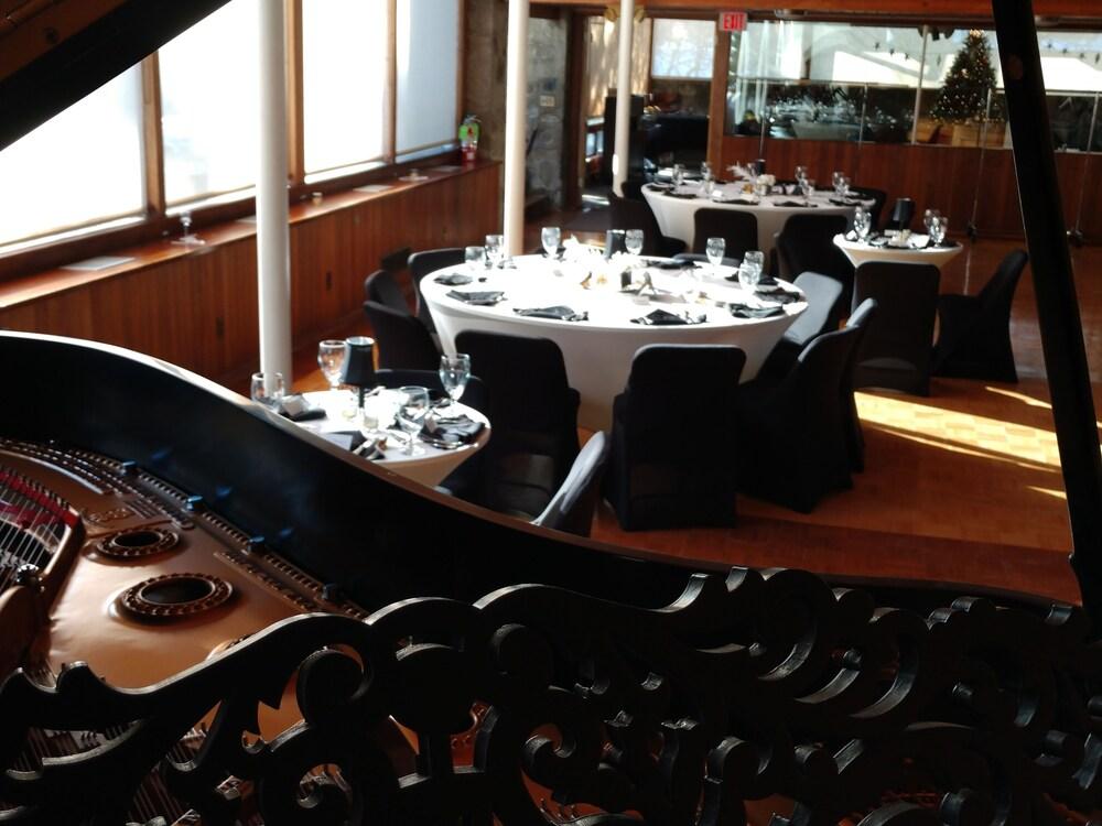 Stone Chalet Bed and Breakfast Inn and Event Center