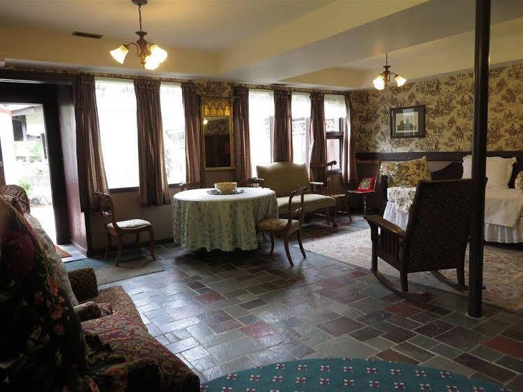 Stone Chalet Bed and Breakfast Inn and Event Center