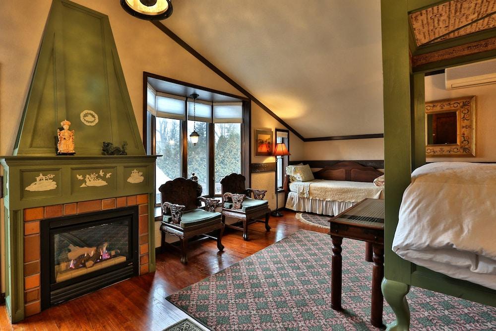 Stone Chalet Bed and Breakfast Inn and Event Center
