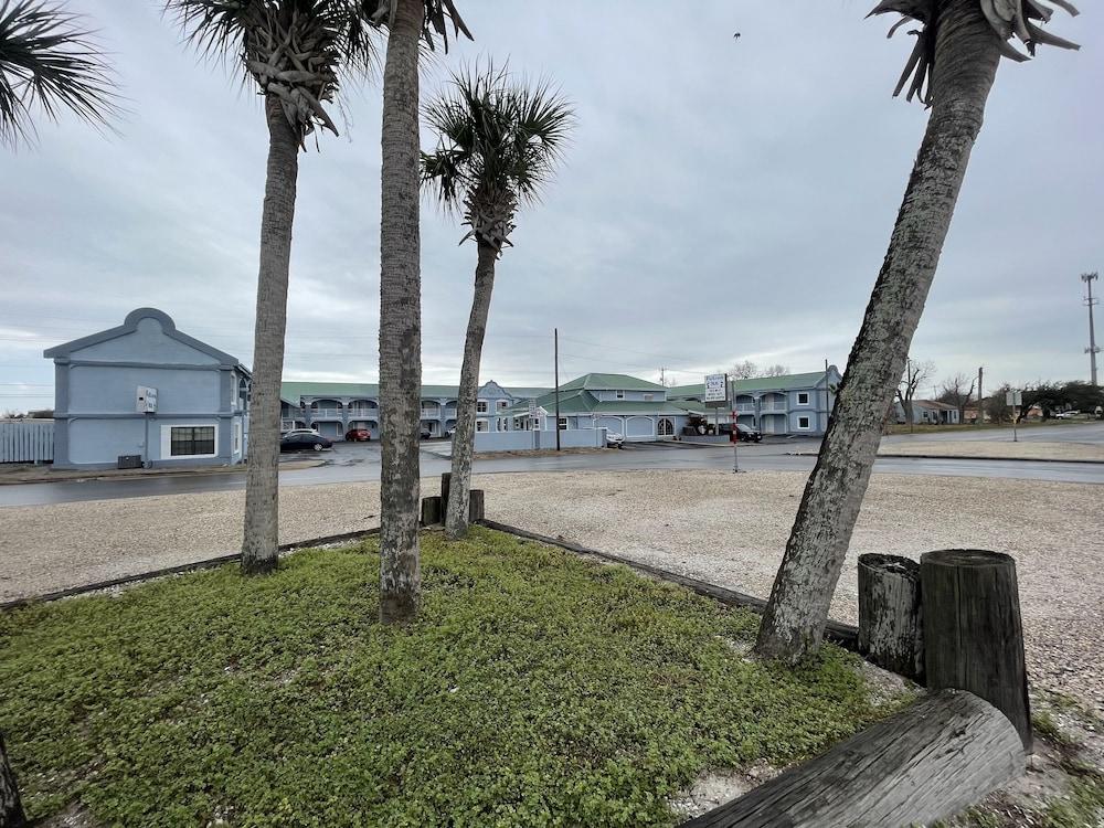 Pelican Inn Aransas Pass