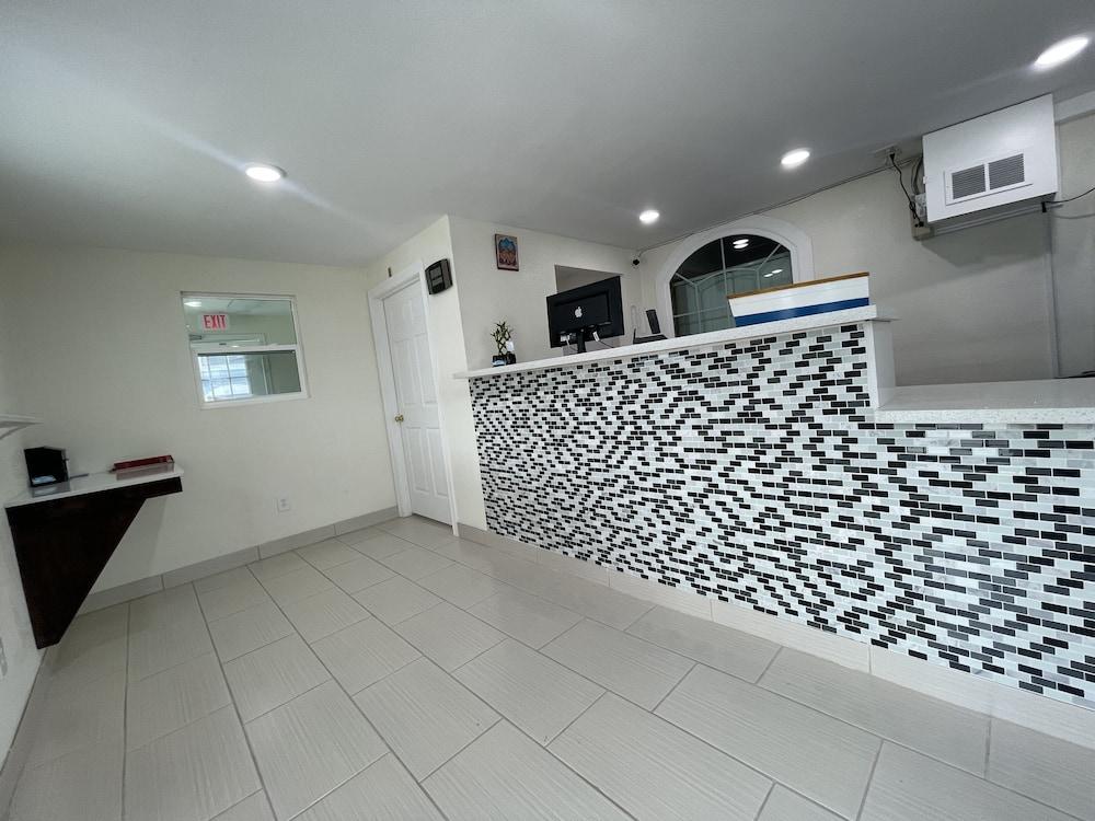 Pelican Inn Aransas Pass