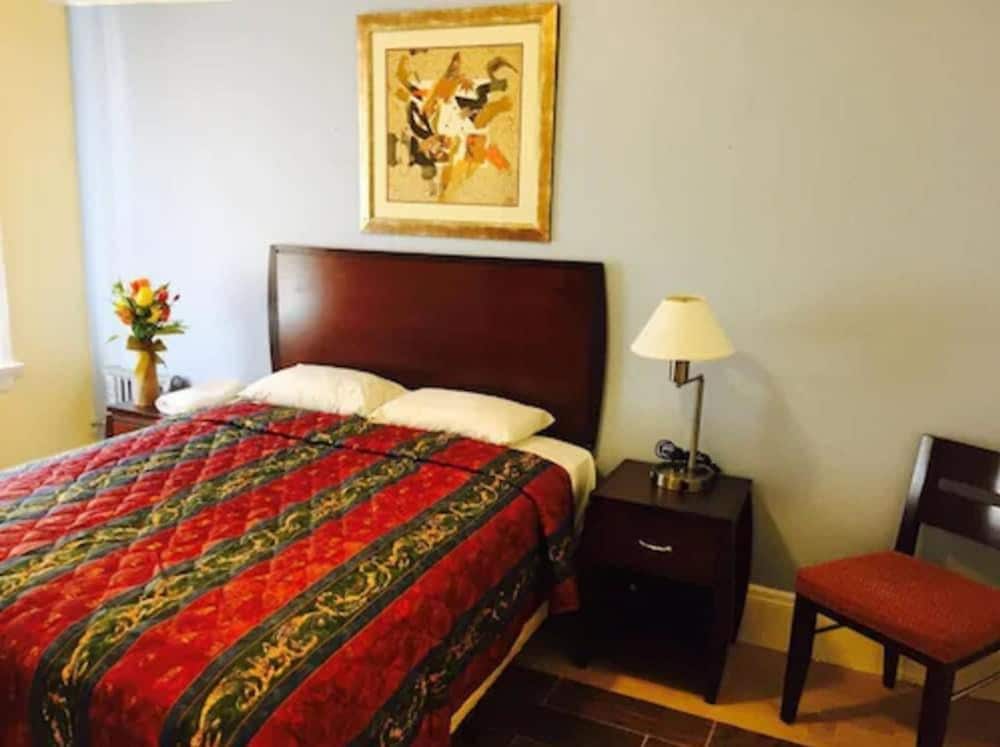 Aldrich Hotel