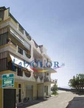 Casa Famiani Bed & Breakfast