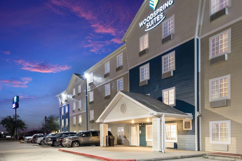 Value Place La Porte
