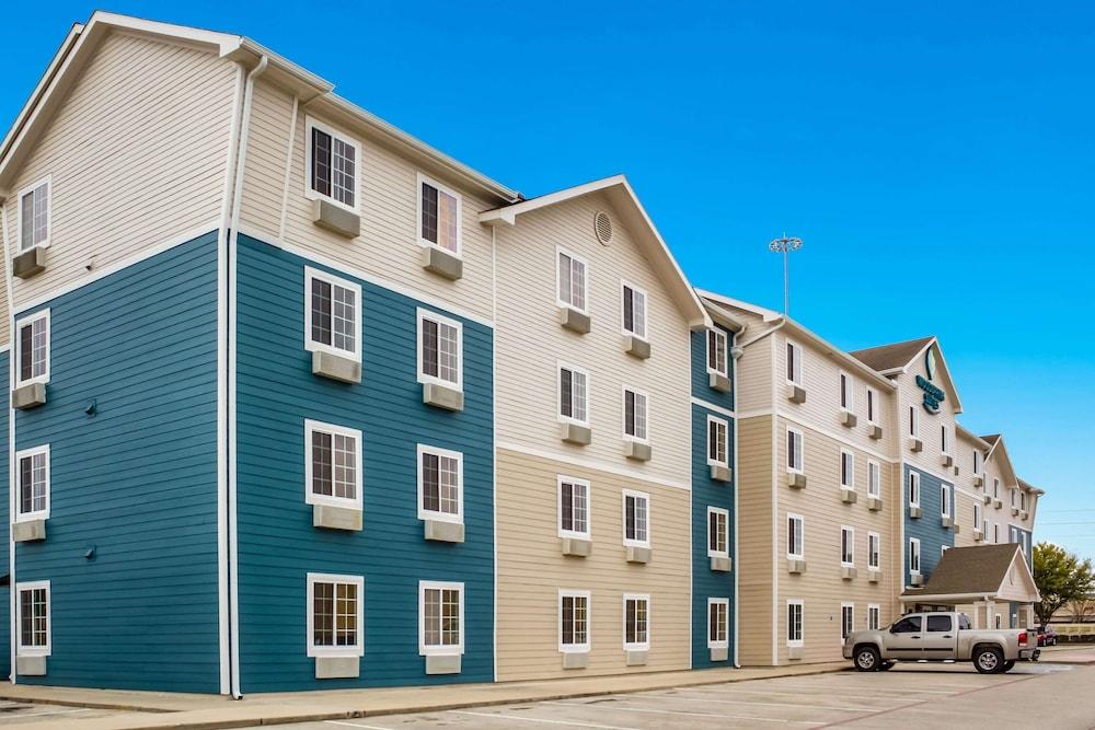 WoodSpring Suites Conroe
