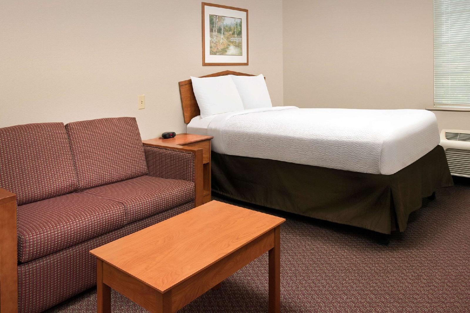 WoodSpring Suites Lebanon