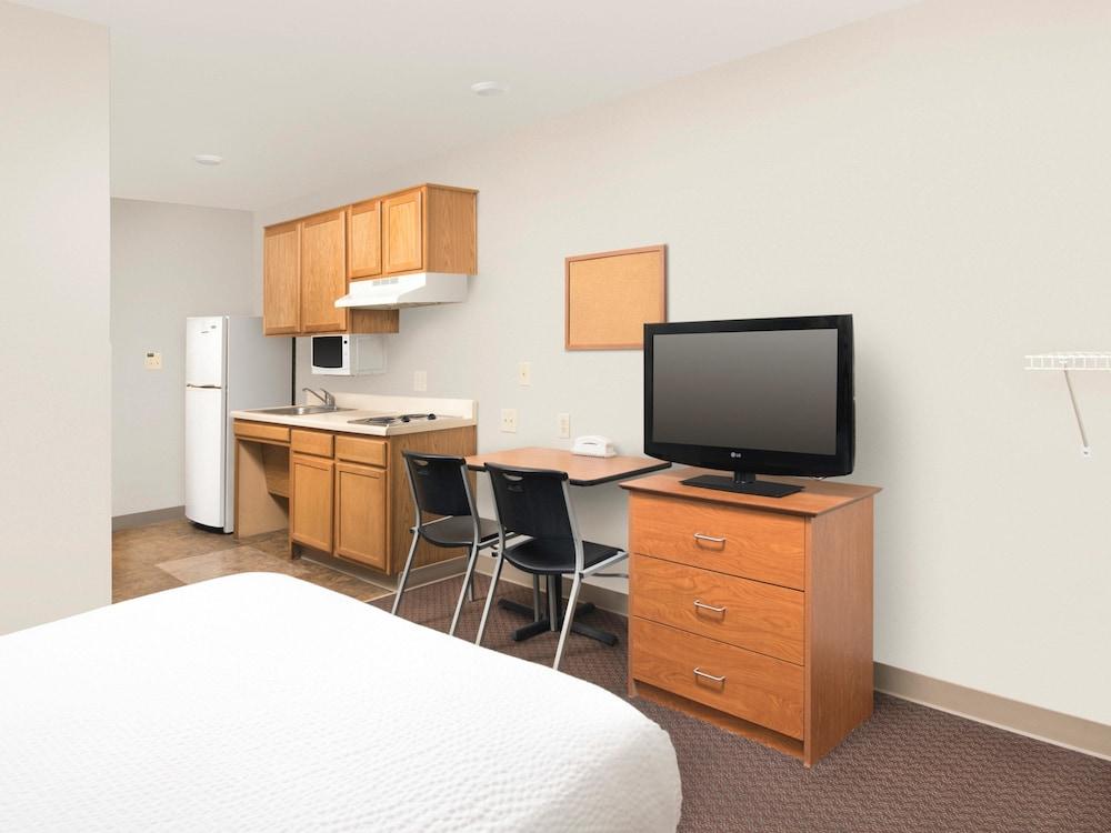 WoodSpring Suites San Antonio Fort Sam