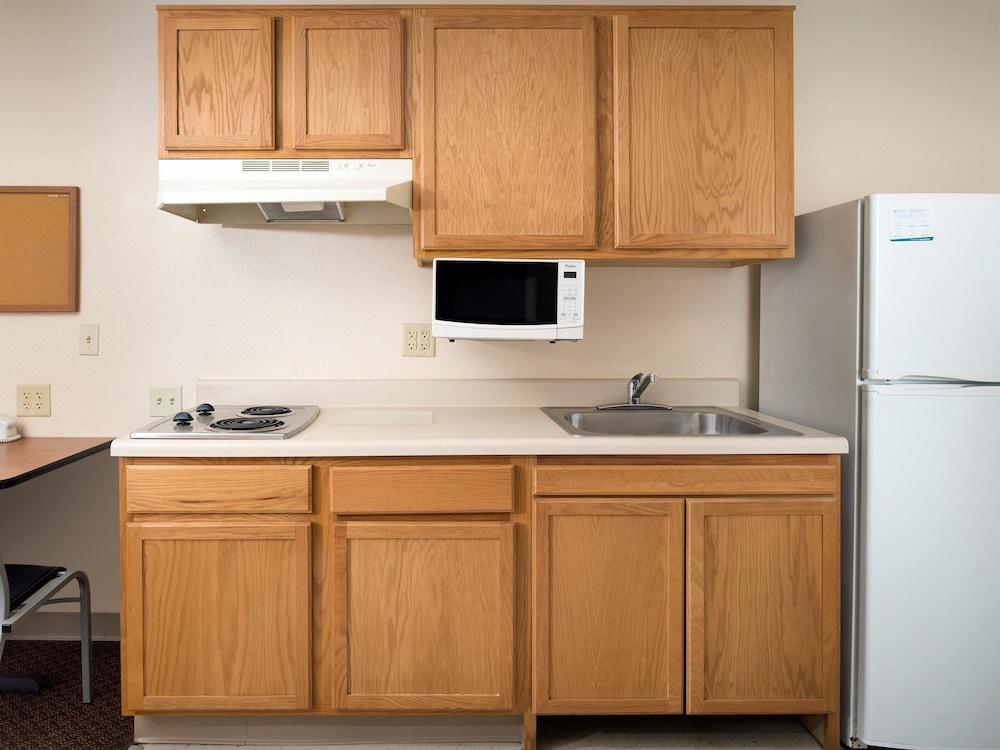 WoodSpring Suites San Antonio Fort Sam