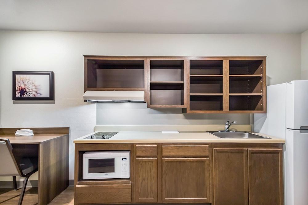 WoodSpring Suites San Antonio Fort Sam