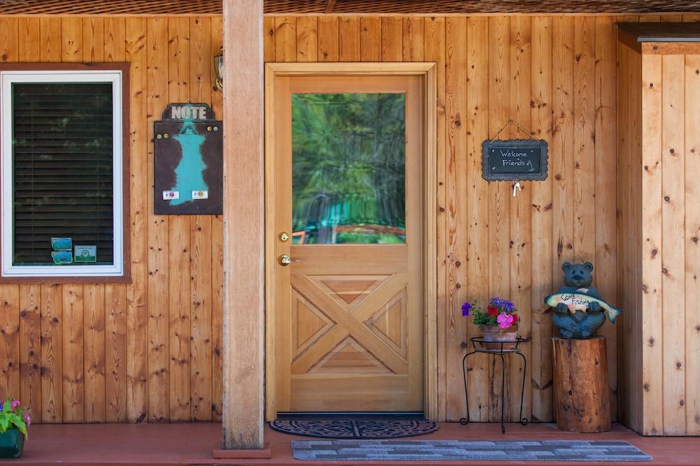 Moss Mountain Inn