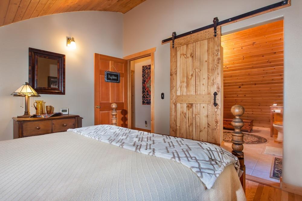 Moss Mountain Inn