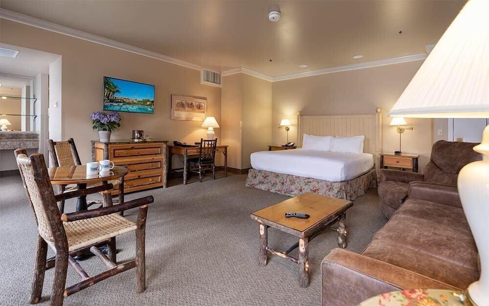Harris Ranch Inn and Restaurant