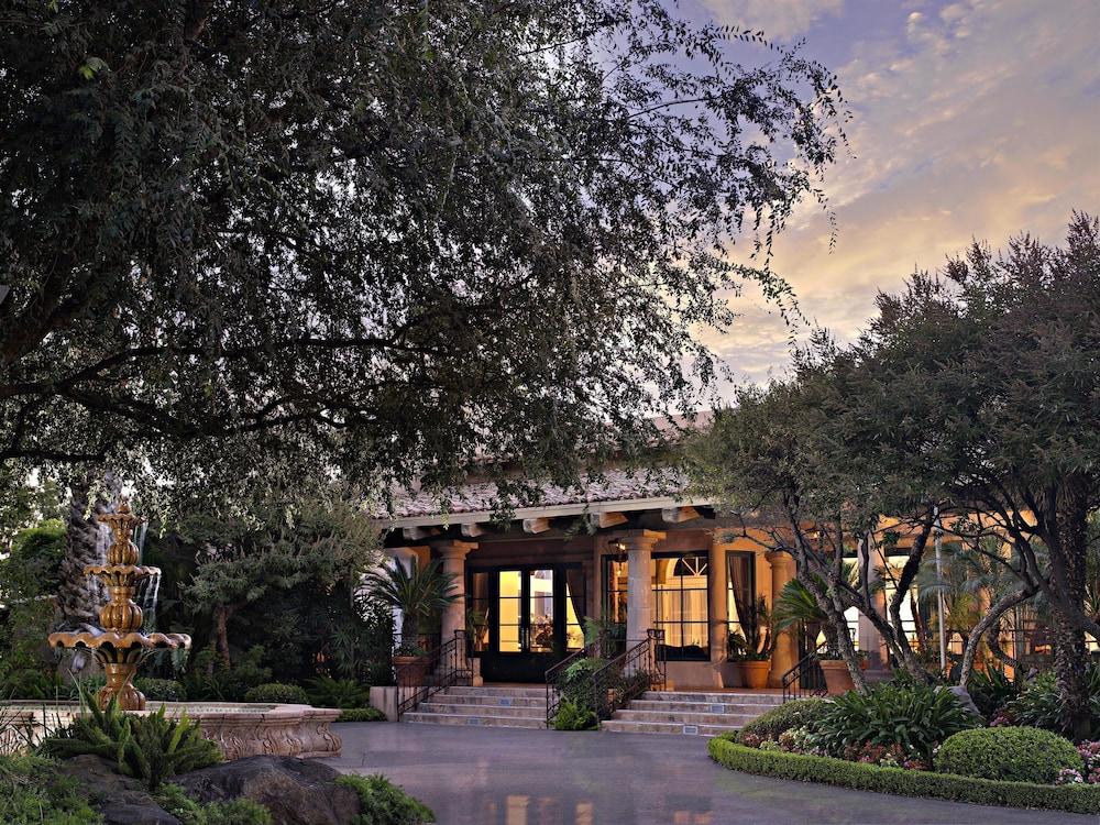 Harris Ranch Inn and Restaurant