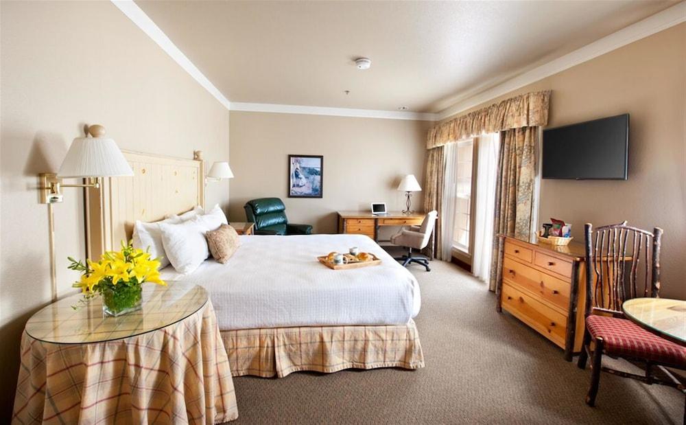 Harris Ranch Inn and Restaurant