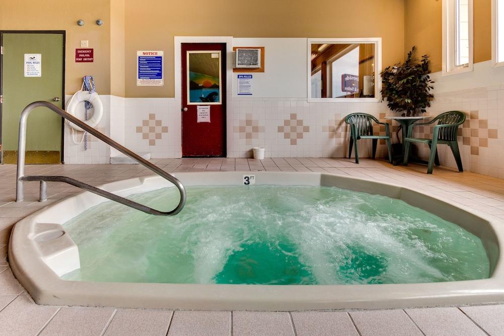Fireside Inn and Suites