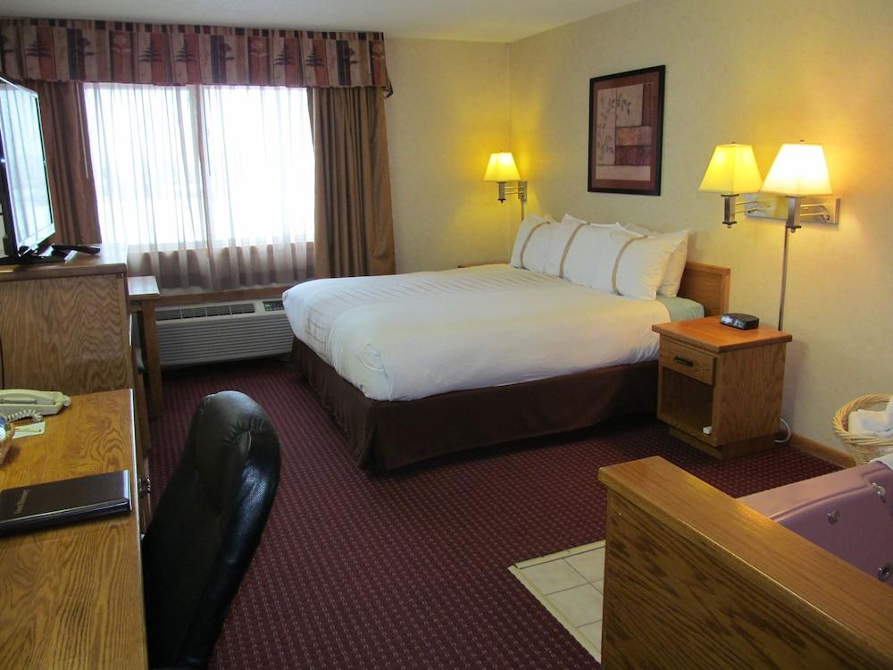 Fireside Inn and Suites