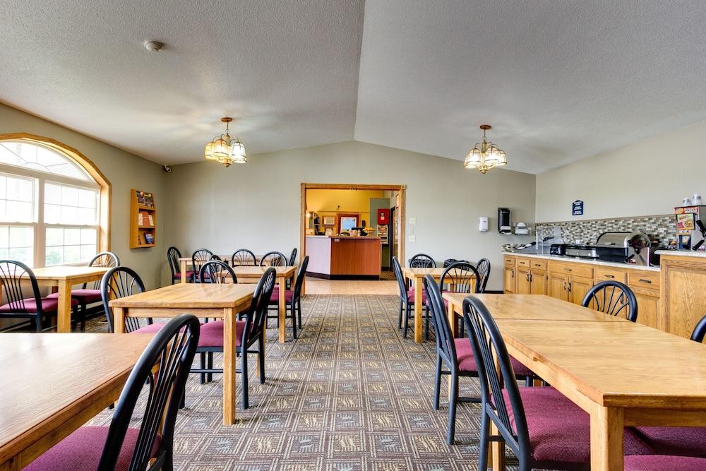 Fireside Inn and Suites
