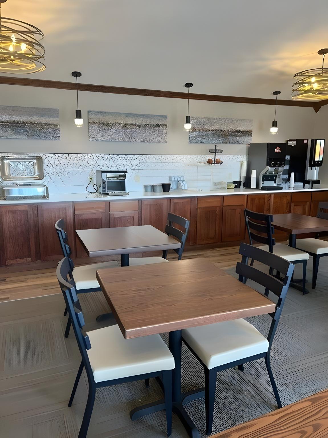 Fireside Inn and Suites