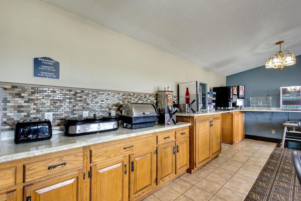 Fireside Inn and Suites