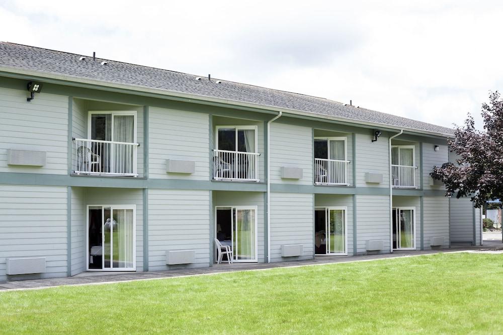 Dew Drop Inn Motel Forks
