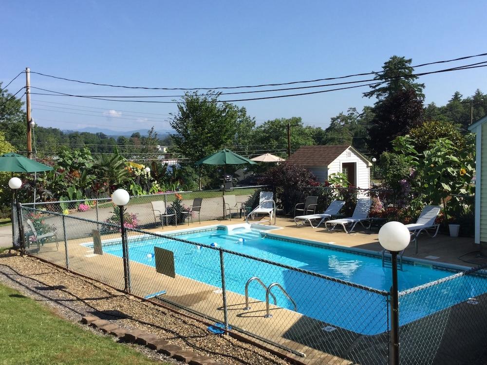 Bay Top Motel